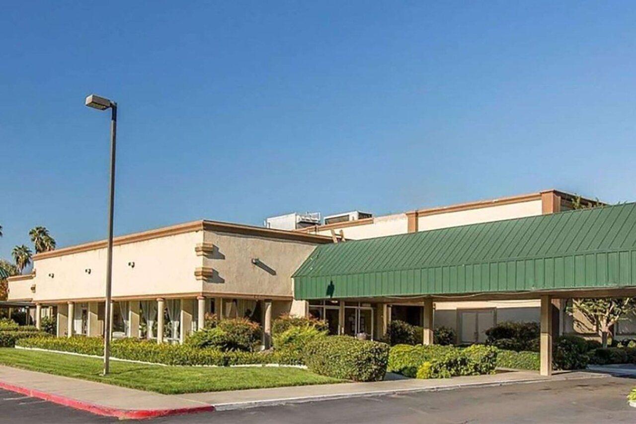 Days Inn By Wyndham Stockton Buitenkant foto