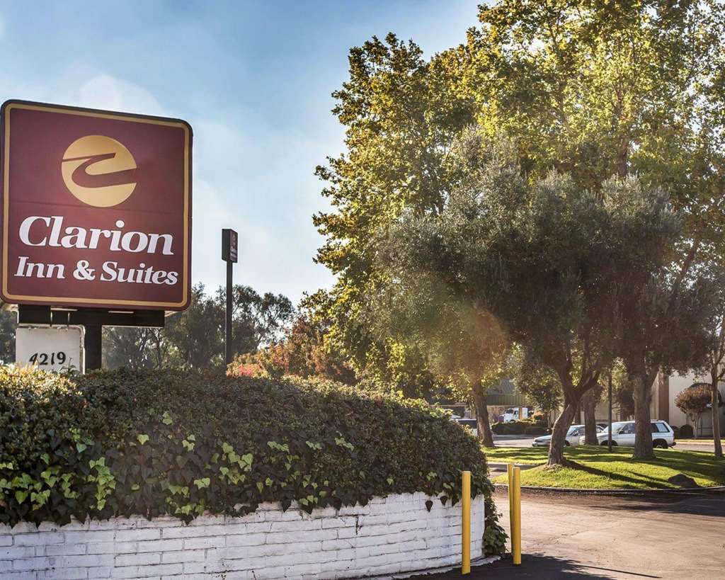 Days Inn By Wyndham Stockton Buitenkant foto
